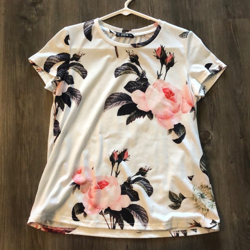 White floral tee